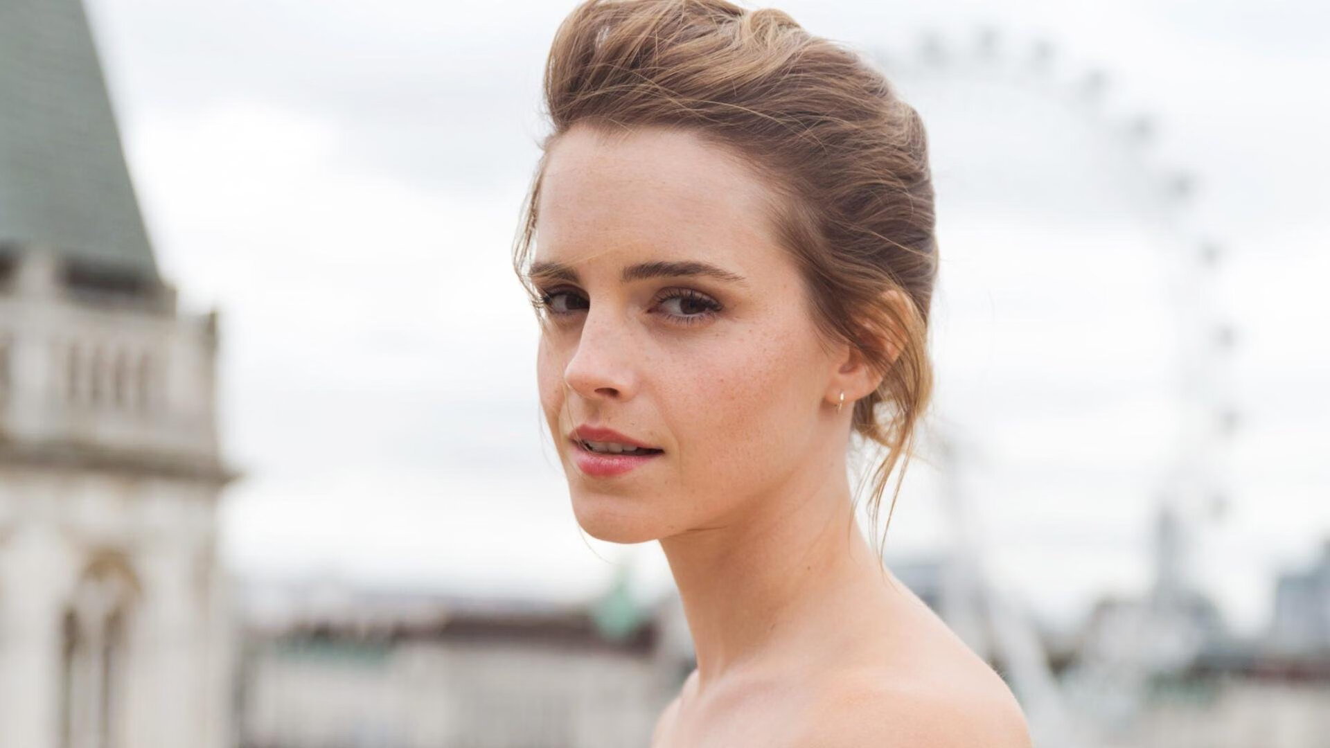 斯文施瓦茨决赛自信亮相，斯文百科